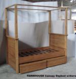 FARMHOUSE Canopy Daybed